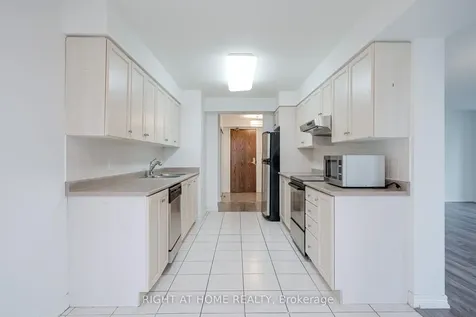 156 Enfield Place Mississauga ON L5B 4L8