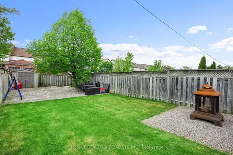 175 Manley Lane Milton ON L9T 5P1