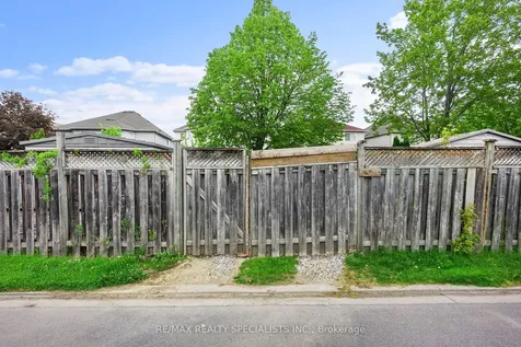 175 Manley Lane Milton ON L9T 5P1