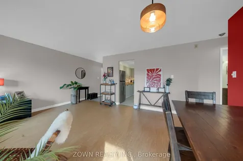 3835 Lakeshore Boulevard W Toronto ON M8W 1R2