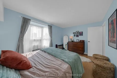3835 Lakeshore Boulevard W Toronto ON M8W 1R2