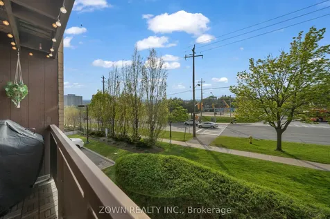 3835 Lakeshore Boulevard W Toronto ON M8W 1R2