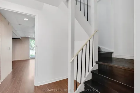 3587 Ash Row Crescent Mississauga ON L5L 1K3