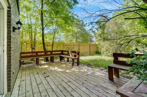 3587 Ash Row Crescent Mississauga ON L5L 1K3