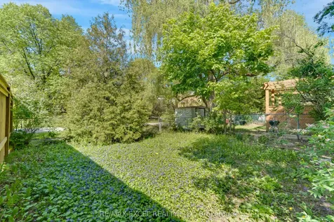 3587 Ash Row Crescent Mississauga ON L5L 1K3