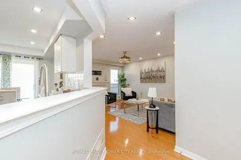 10 Vista Green Crescent Brampton ON L7A 2S3
