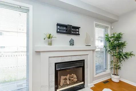 10 Vista Green Crescent Brampton ON L7A 2S3
