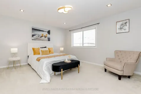 10 Vista Green Crescent Brampton ON L7A 2S3