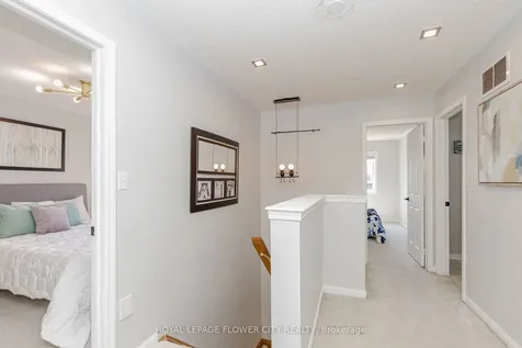 10 Vista Green Crescent Brampton ON L7A 2S3