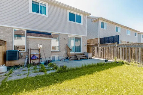 10 Vista Green Crescent Brampton ON L7A 2S3