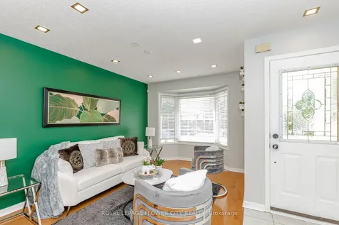 10 Vista Green Crescent Brampton ON L7A 2S3