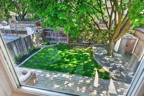 799 Hawkins Crescent Burlington ON L7S 2C2