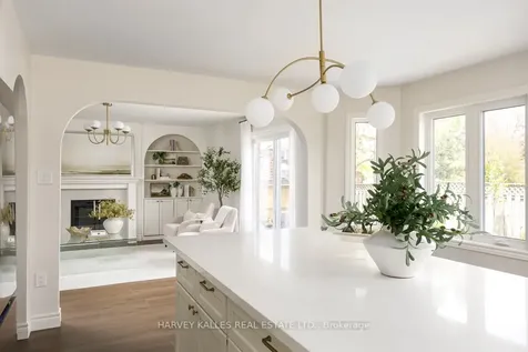 4471 Romfield Crescent Mississauga ON L5M 4L1