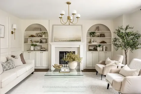 4471 Romfield Crescent Mississauga ON L5M 4L1