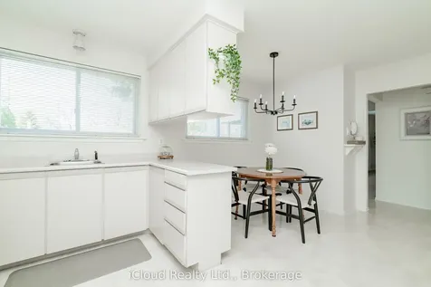 242 Avondale Boulevard Brampton ON L6T 1J4