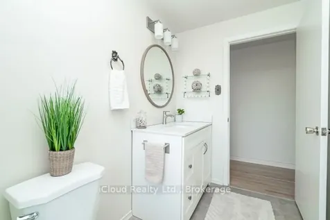 242 Avondale Boulevard Brampton ON L6T 1J4