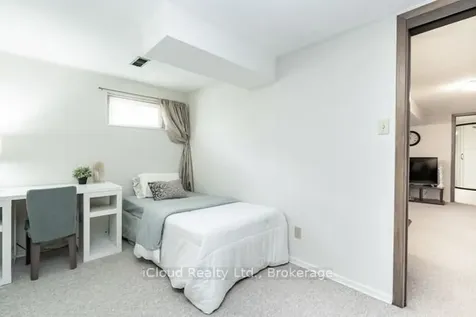 242 Avondale Boulevard Brampton ON L6T 1J4