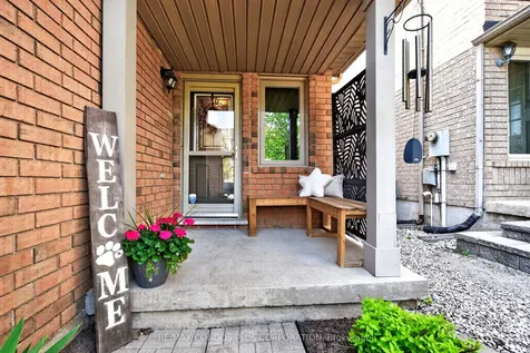 3353 Wild Cherry Lane Mississauga ON L5N 7N7