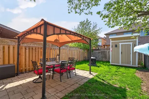 3353 Wild Cherry Lane Mississauga ON L5N 7N7