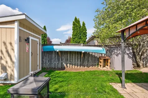 3353 Wild Cherry Lane Mississauga ON L5N 7N7