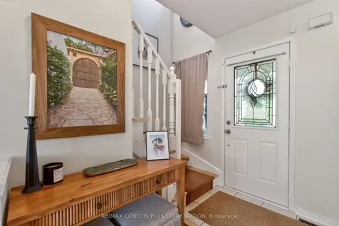 3353 Wild Cherry Lane Mississauga ON L5N 7N7