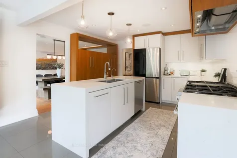 1357 Golden Meadow Trail Oakville ON L6H 3H1