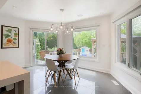 1357 Golden Meadow Trail Oakville ON L6H 3H1