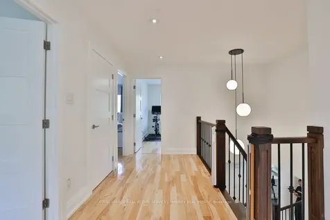1357 Golden Meadow Trail Oakville ON L6H 3H1