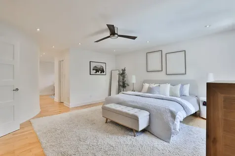1357 Golden Meadow Trail Oakville ON L6H 3H1