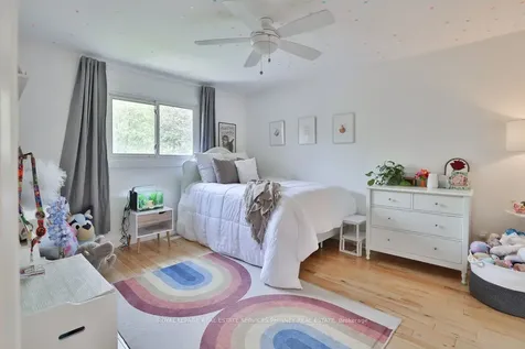 1357 Golden Meadow Trail Oakville ON L6H 3H1
