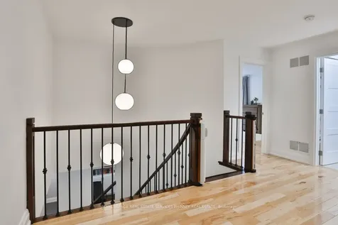 1357 Golden Meadow Trail Oakville ON L6H 3H1