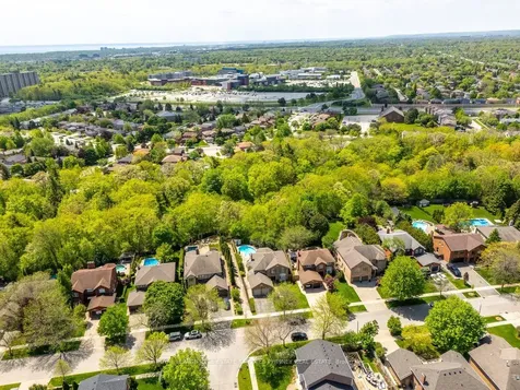 1357 Golden Meadow Trail Oakville ON L6H 3H1