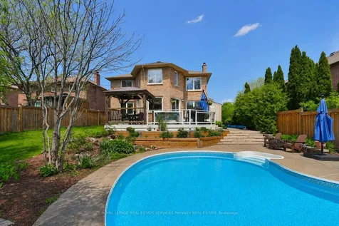 1357 Golden Meadow Trail Oakville ON L6H 3H1