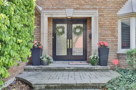 1357 Golden Meadow Trail Oakville ON L6H 3H1