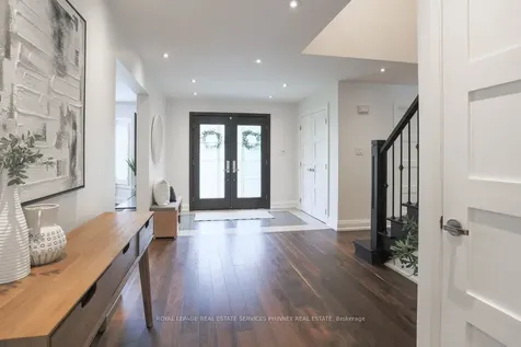 1357 Golden Meadow Trail Oakville ON L6H 3H1