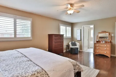 4184 Millcroft Park Drive Burlington ON L7M 3V3