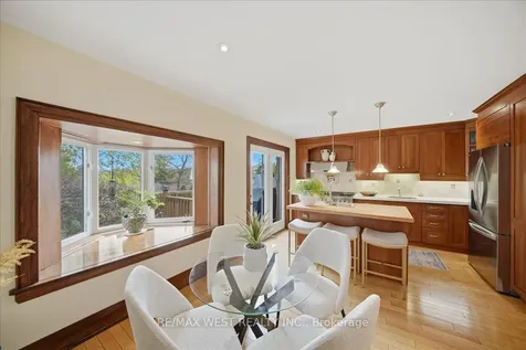 69 Mayfield Avenue Toronto ON M6S 1K4
