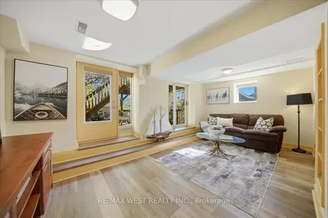 69 Mayfield Avenue Toronto ON M6S 1K4