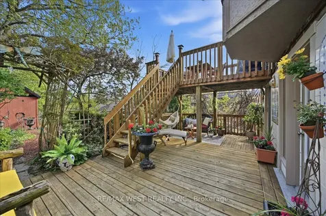 69 Mayfield Avenue Toronto ON M6S 1K4