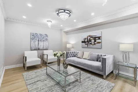 18 Salonica Road Brampton ON L7A 3K9