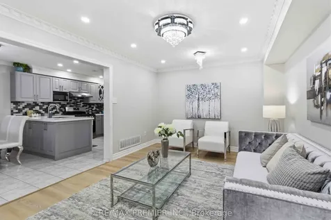 18 Salonica Road Brampton ON L7A 3K9