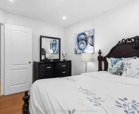 18 Salonica Road Brampton ON L7A 3K9