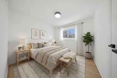 2121 Baynham Court Mississauga ON L5A 1H1