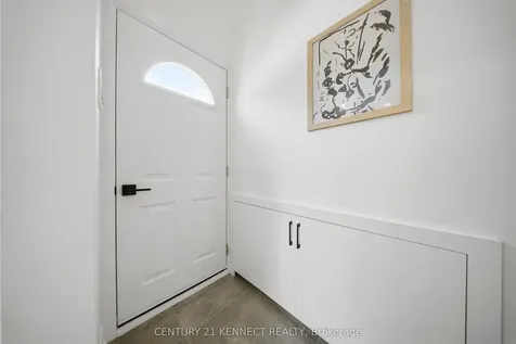 2121 Baynham Court Mississauga ON L5A 1H1