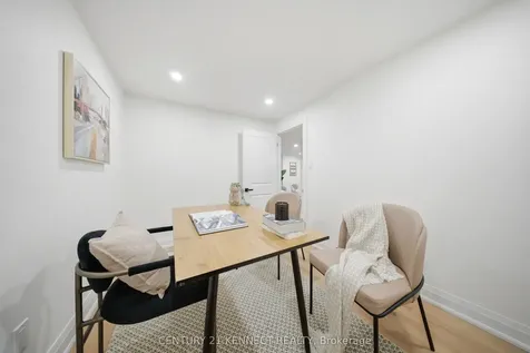 2121 Baynham Court Mississauga ON L5A 1H1