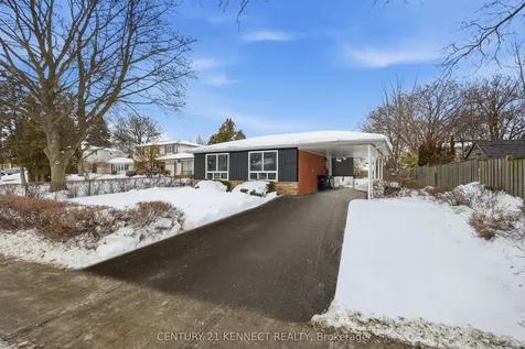 2121 Baynham Court Mississauga ON L5A 1H1
