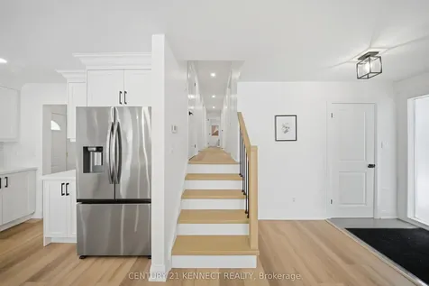 2121 Baynham Court Mississauga ON L5A 1H1