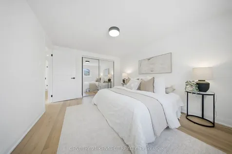 2121 Baynham Court Mississauga ON L5A 1H1