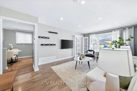 2504 Glamworth Crescent Mississauga ON L5K 1G3