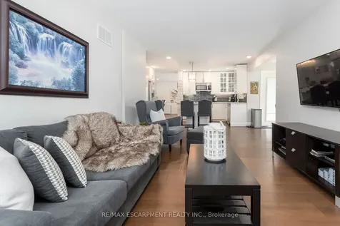 436 Goodram Drive Burlington ON L7L 2K1